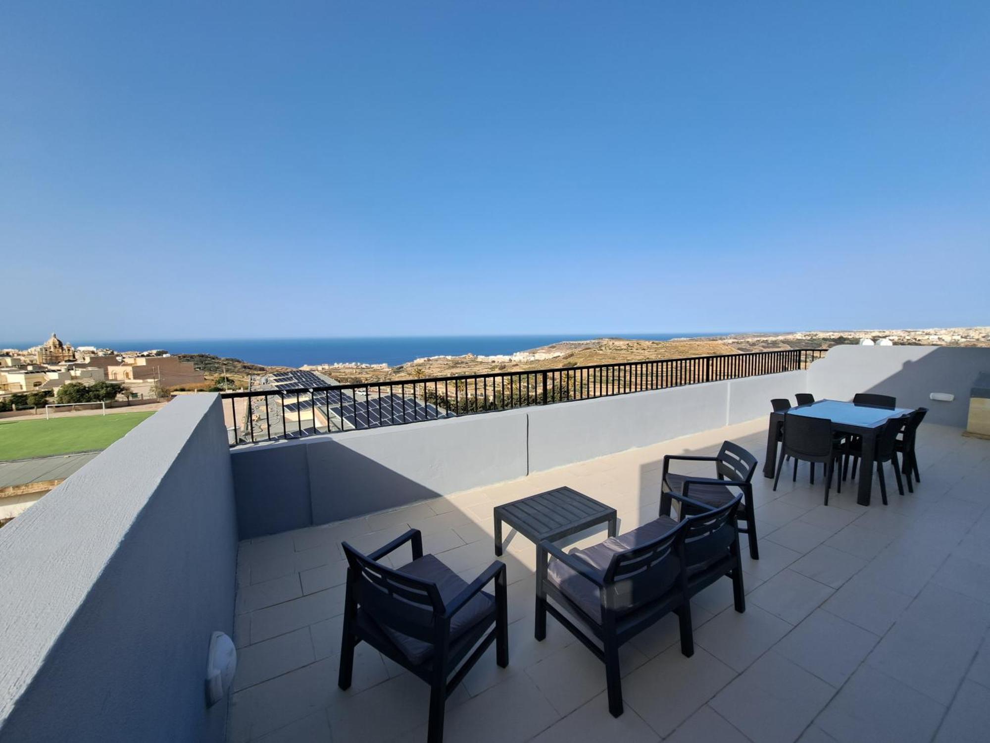 Sea View Penthouse Apartment Zebbug (Gozo)